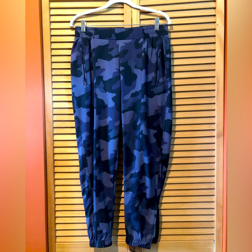 Lightweight Joggers | Camo